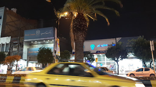 موسسه اعتباری نور