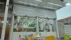 ابمیوه فروشی طبیعی