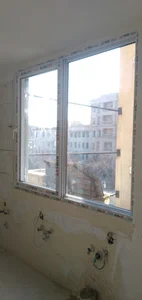 وین ساز در و پنجره دوجداره UPVC و توری پلیسه
