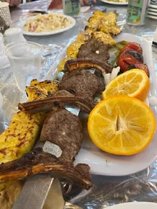مجموعه تالار و رستوران ملل شاندیز