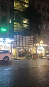 ساختمان پزشکان امیر