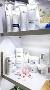 پاکسازی پوست ماه بانو