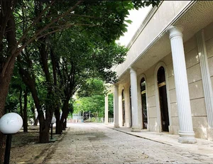 باغ عمارت كاخ مجلل