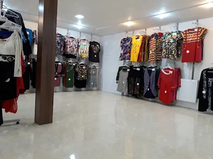 مرکز خرید پوشاک سپانو