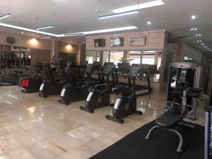 باشگاه بدنسازی مجید