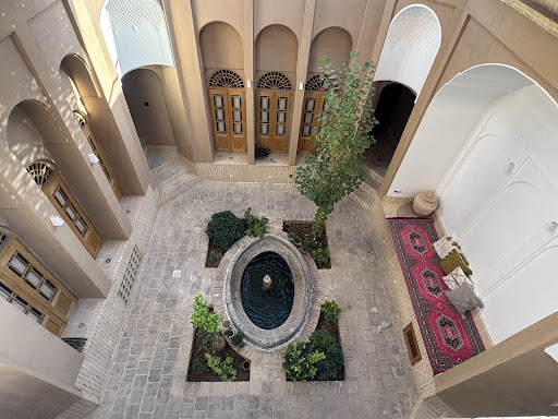 خانه بوم گردی مأوا