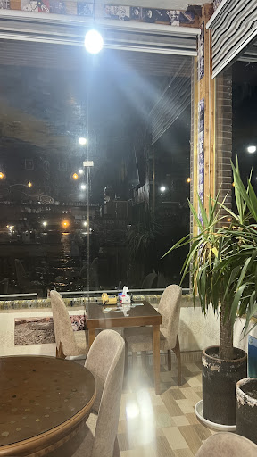 کافه آزادی