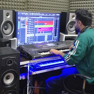 استودیو صدابرداری آوا