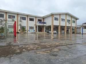 دبیرستان نهضت