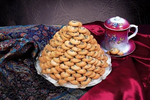 شیرینی حاج خلیفه علی رهبر
