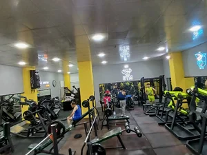 باشگاه بدنسازی حس برتر