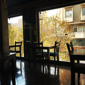 کافه رستوران ۱۳