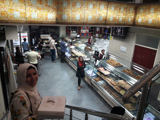 قنادی پاک