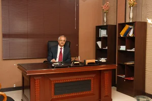 مطب دکتر داورنیا