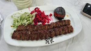 رستوران پارس فومن