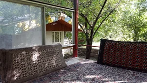 باغ توت فرنگی طالقان