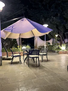 کافه رستوران آژ