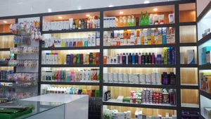 داروخانه دکتر زهرا حکیمی رکن آبادی 3