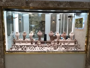 گالری طلا و جواهر سیاح 3
