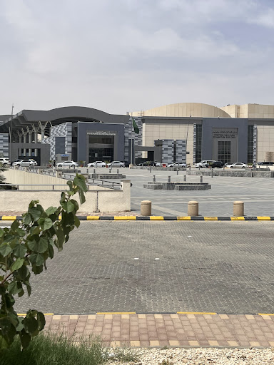 بوابة 8 جامعة الملك سعود