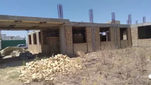 بنایی و سیمان‌کاری در میدان ولیعصر 4