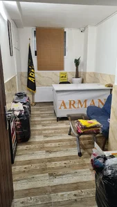 فروشگاه عمده فروشی پوشاک زن روز
