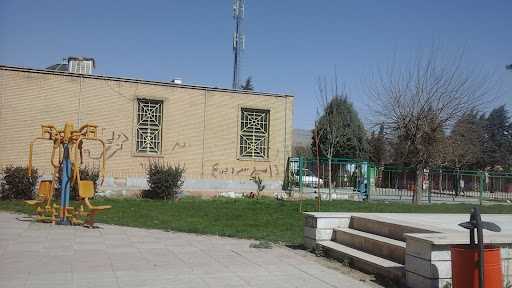 خانه فرهنگ شهدای سرخ حصار