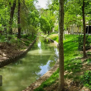 بوستان ساحلی سی و سه پل