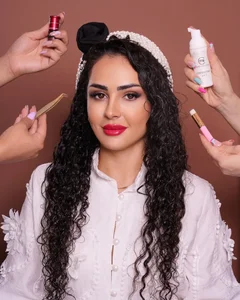 خدمات تخصصی اکستنشن مژه و ابرو مونا امین