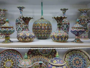 کارگاه سرامیک سازی و مینا کاری باقریان 3