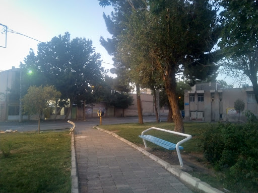 پارک سر کوچه
