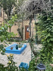 اقامتگاه خانه پدری