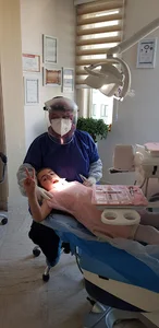 مطب دندانپزشکی دکتر راهله حسنی زاده