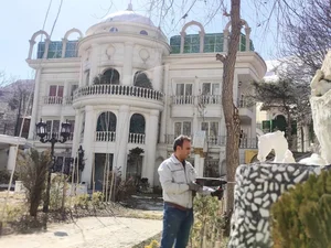 برق‌کاری ساختمان در جمهوری 5