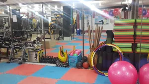 آکادمی ورزشی مارال