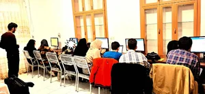 آموزشگاه فنی حرفه ای نشان برتر