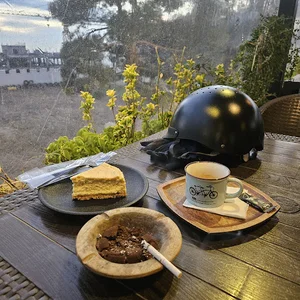 Lo Cafe