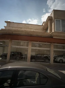 نمایشگاه اتومبیل