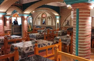 سفره‌خانه سنتی باغ بهشت