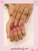 سالن تخصصی کاشت ناخن و مژه دیبا