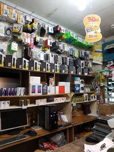 موبایل و کامپیوتر توماج