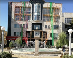 سوپرمارکت هشت بهشت
