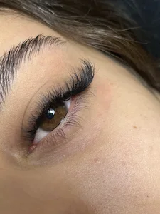 اکستنشن مژه وستا