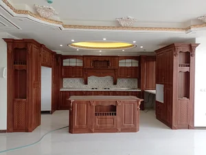 کابینت گل سرخ