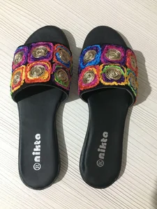 دمپایی وصندل 3