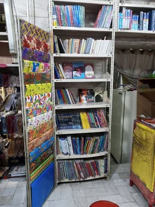 کتاب فروشی مژدک