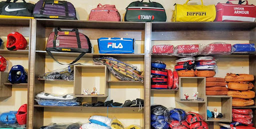 Zagros Sporting Goods Store فروشگاه لوازم ورزشی زاگرس