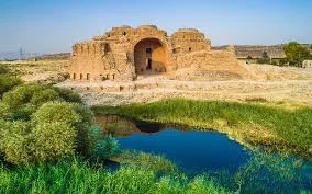 کاخ اردشیر بابکان فیروزآباد