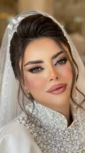 هاله احمدی