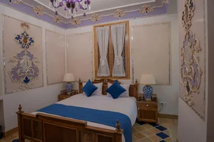 Izadi boutique hotel-بوتیک هتل ایزدی